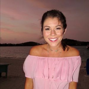 Meet your Posher, Laken